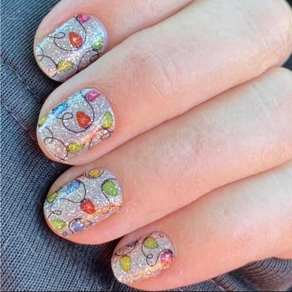 *Retired* Color Street: Holiday De-Light | Christmas Holiday Winter Silver - Picture 7 of 12